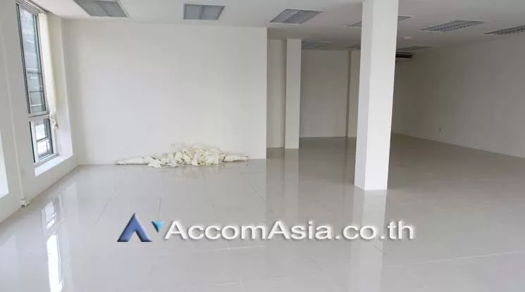 11  Office Space For Rent in sukhumvit ,Bangkok BTS Phrom Phong AA17079